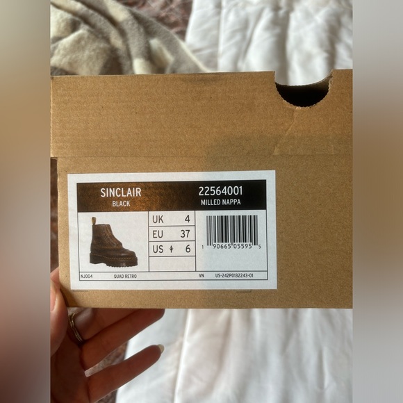 Dr. Martin Sinclair Boots -New - Picture 3 of 5